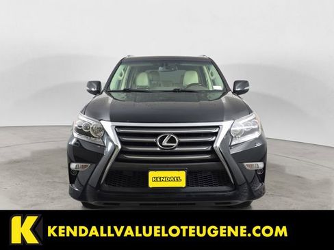 Used 2014 Lexus GX 460 w/ Premium Package AWD/4WD image 8