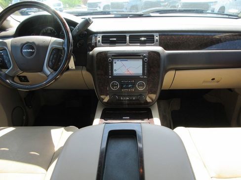 Certified 2013 GMC Sierra 1500 Denali AWD/4WD image 16