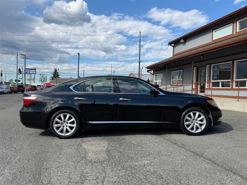Used 2008 Lexus LS 460 RWD image 33