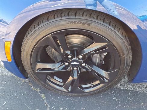 Used 2019 Chevrolet Camaro SS image 25