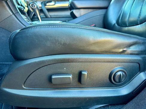 Used 2014 Buick Enclave Premium image 10