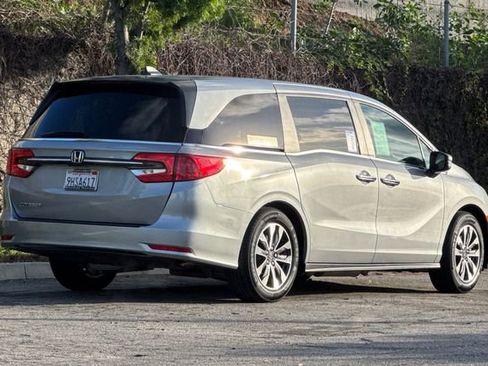 Certified 2023 Honda Odyssey EX-L image 4