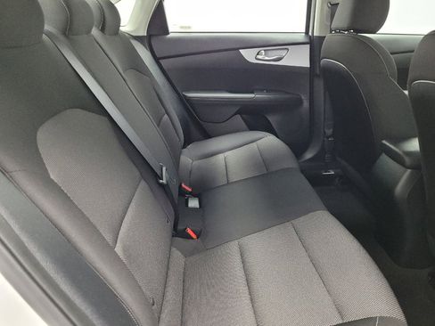 Used 2024 Kia Forte LXS image 19