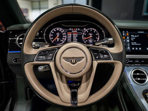 Used 2020 Bentley Continental GT V8 image 29