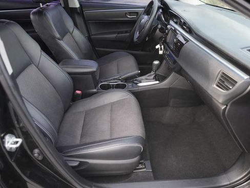 Used 2015 Toyota Corolla S image 18