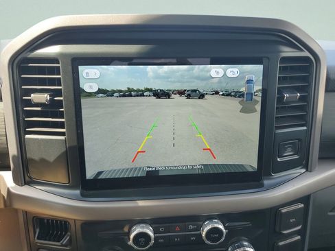 Used 2025 Ford F150 XLT w/ Equipment Group 301A Standard AWD/4WD image 17