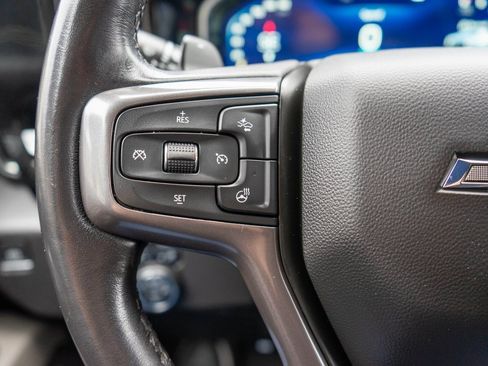 Used 2022 Chevrolet Silverado 1500 ZR2 w/ Technology Package image 21