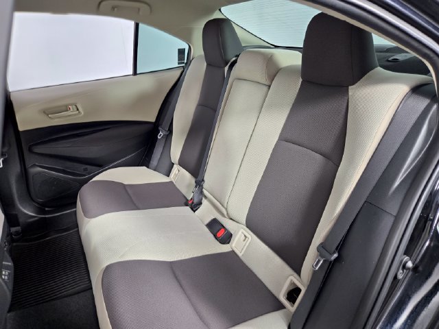 Used 2023 Toyota Corolla LE FWD image 16