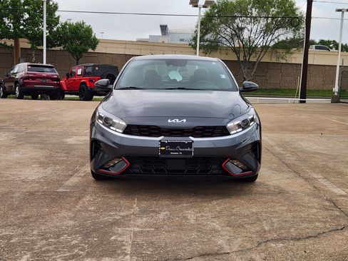 Used 2024 Kia Forte GT-Line w/ GT-Line Premium Package FWD image 3