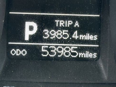 Used 2014 Toyota Corolla S image 16