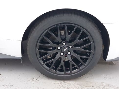 Used 2019 Ford Mustang GT Premium w/ GT Performance Package RWD image 34