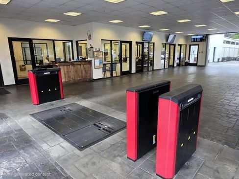 Used 2025 Lexus RX 350 350 w/ Technology Package image 14