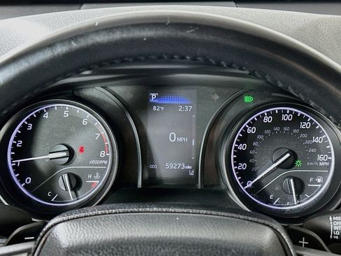 Used 2024 Toyota Camry SE FWD image 12