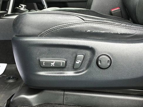 Used 2020 Toyota 4Runner Limited AWD/4WD image 8