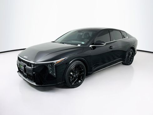Used 2025 Kia K4 GT-Line w/ GT-Line Premium Package FWD image 3