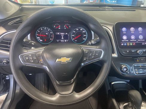 Certified 2024 Chevrolet Malibu LT FWD image 11