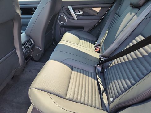 Certified 2025 Land Rover Discovery Sport S image 5