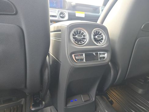Used 2025 Mercedes-Benz G 63 AMG 4MATIC image 26