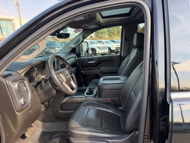 Used 2022 GMC Sierra 2500 Denali w/ Denali Ultimate Package AWD/4WD image 23