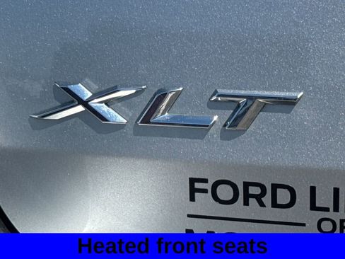 Used 2021 Ford Explorer XLT w/ Equipment Group 202A AWD/4WD image 23