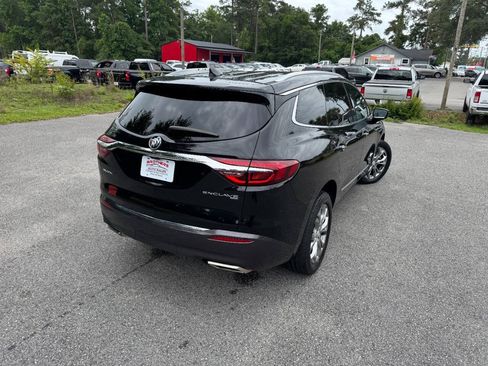 Used 2018 Buick Enclave Avenir AWD/4WD image 6