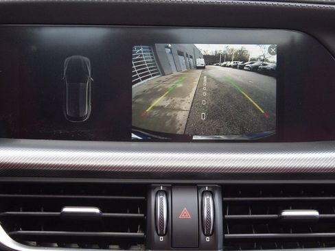 New 2025 Alfa Romeo Stelvio Sprint image 17