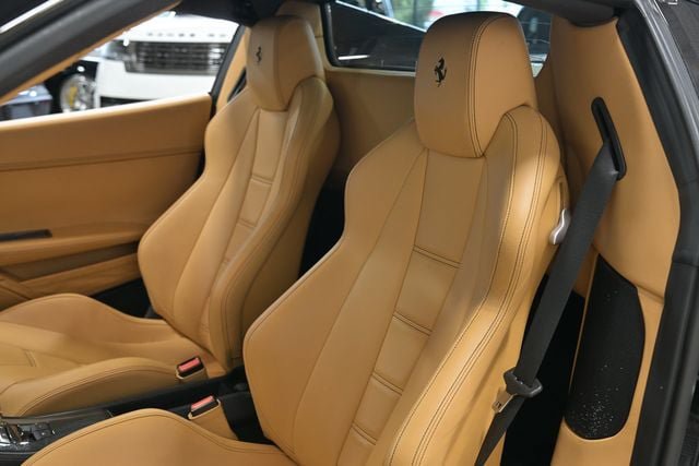 Used 2013 Ferrari 458 Spider RWD image 42