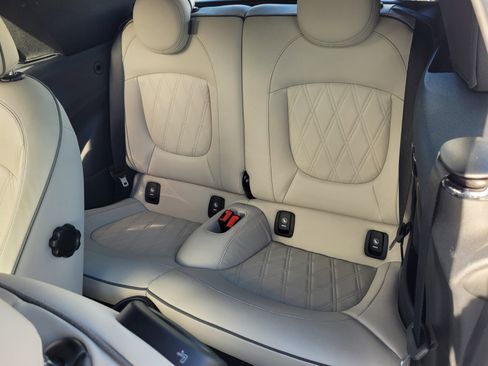 Used 2023 MINI Cooper S image 11