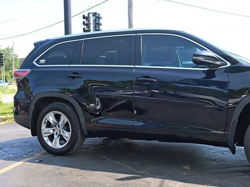 Used 2015 Toyota Highlander Limited Platinum AWD/4WD image 4
