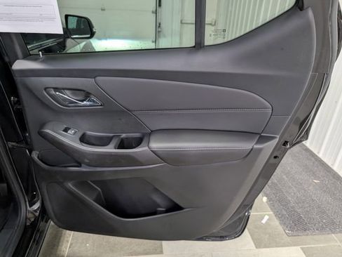 Used 2022 Chevrolet Traverse LT AWD/4WD image 25
