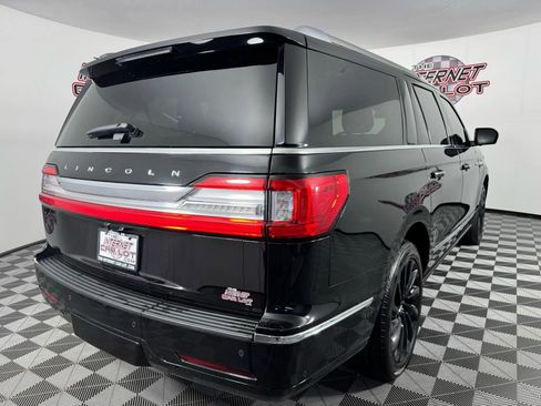 Used 2020 Lincoln Navigator L Reserve w/ Equipment Group 208A Reserve image 7