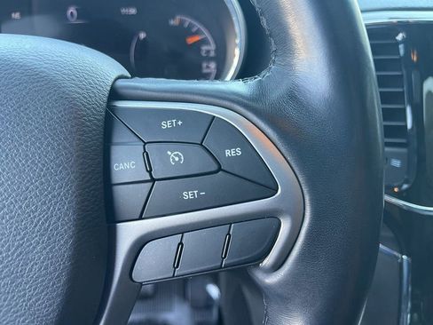 Used 2021 Jeep Grand Cherokee Limited AWD/4WD image 36
