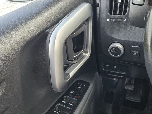 Used 2006 Honda Ridgeline RTL image 17