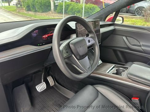 Used 2024 Tesla Model X AWD/4WD image 11