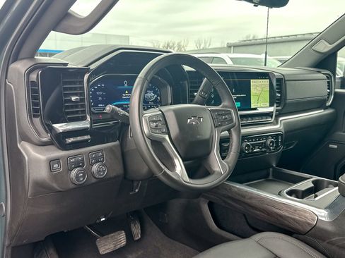 Certified 2025 Chevrolet Silverado 2500 LTZ w/ Trail Boss Package image 17