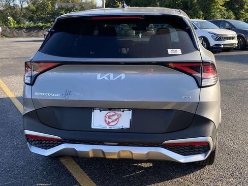 New 2024 Kia Sportage LX AWD/4WD image 4