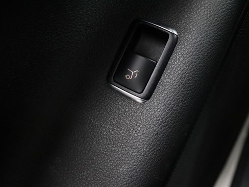 Used 2018 Mercedes-Benz GLE 350 4MATIC w/ Premium 1 Package image 36