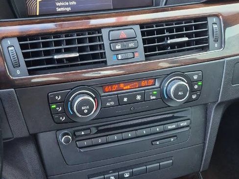 Used 2011 BMW 328i Coupe image 42