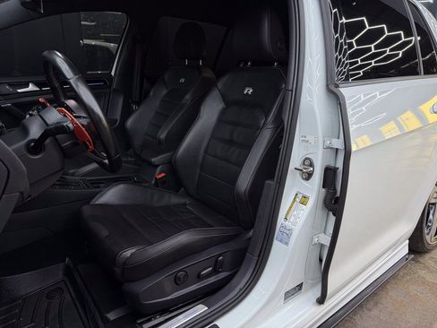 Used 2016 Volkswagen Golf R DCC & Navigation 4Motion image 17