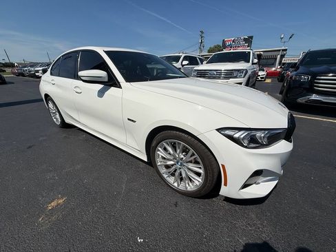 Used 2023 BMW 330e xDrive AWD/4WD image 1