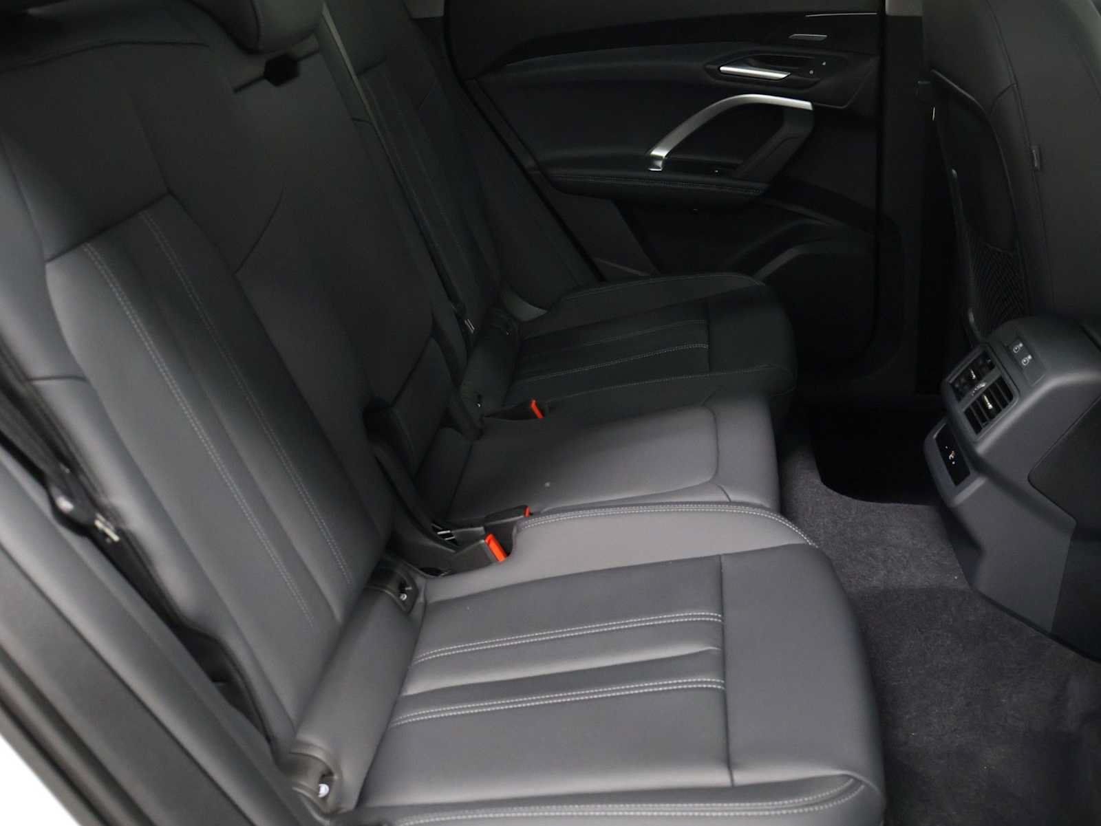 New 2026 Audi Q5 Premium AWD/4WD image 34