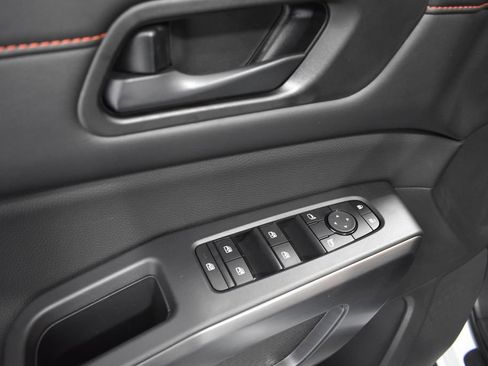 New 2026 Nissan Pathfinder Rock Creek AWD/4WD image 15
