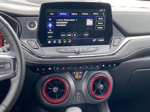 Used 2023 Chevrolet Blazer RS w/ Driver Confidence II Package image 9