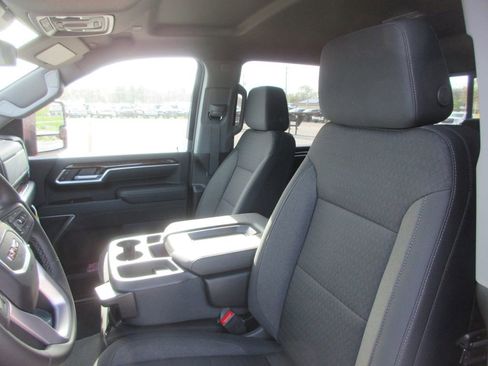 New 2026 GMC Sierra 3500 SLE w/ SLE Value Package image 12