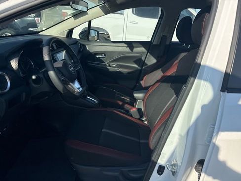 Used 2025 Nissan Versa SR w/ Trunk Package image 17