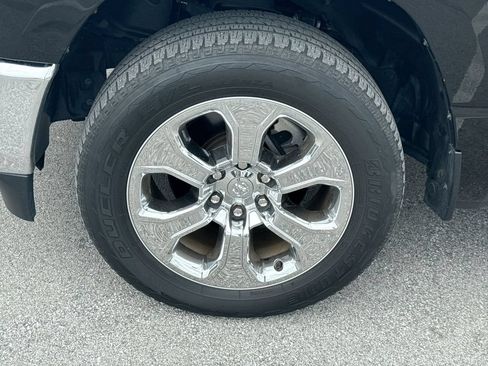 Used 2022 RAM 1500 Big Horn AWD/4WD image 10