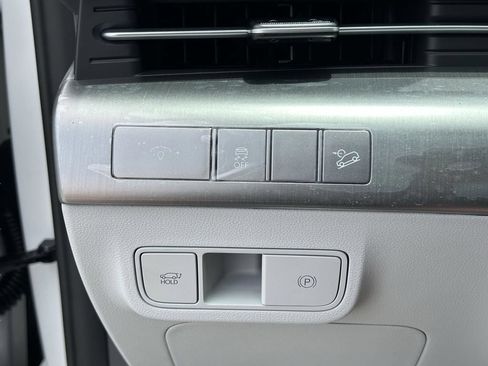 New 2026 Hyundai Kona Limited FWD image 29