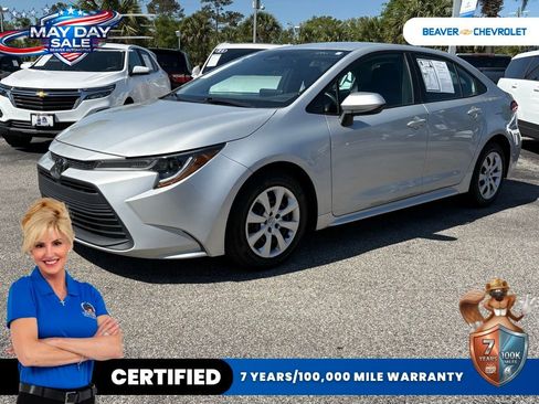 Used 2024 Toyota Corolla LE FWD image 1