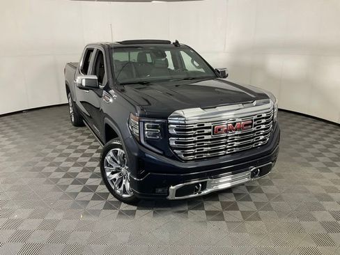 Used 2024 GMC Sierra 1500 Denali AWD/4WD image 43