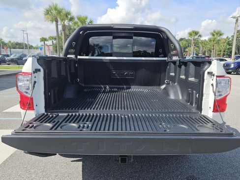 Used 2024 Nissan Titan SV w/ SV Bronze Edition Package RWD image 6